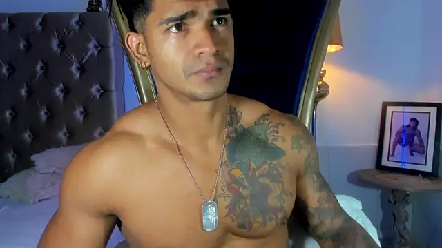 antonio  444 online show from October 2025 10:56:02 AM