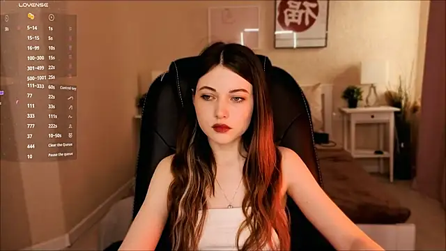 Snapshot of Kimmie_shine chatting on June 2026 02:33:02 PM Kimmie shine online show from June 2026 02:33:02 PM