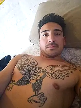 bigandstrong2217 online show from September 2025 04:00:02 PM