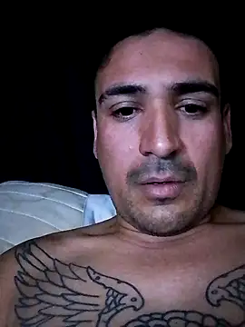 bigandstrong2217 online show from October 2025 06:33:01 AM