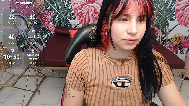 Nina harper  online show from October 2025 08:15:01 PM