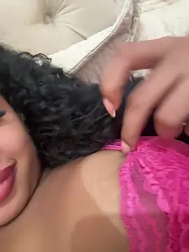 Snapshot of bianca090 chatting on February 2026 07:12:01 PM bianca090 online show from February 2026 07:12:01 PM