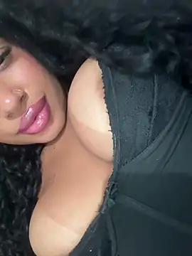 Snapshot of bianca090 chatting on February 2026 01:24:01 AM bianca090 online show from February 2026 01:24:01 AM