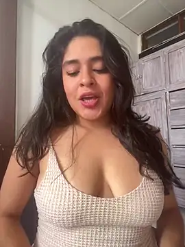EmilyNoir1 online show from July 2026 05:45:02 PM