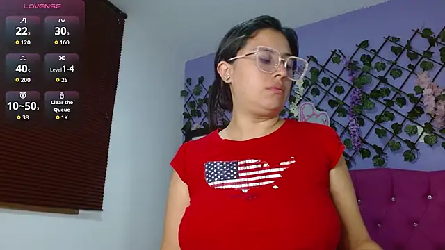 Sophie-Hot- online show from April 2026 10:15:02 AM