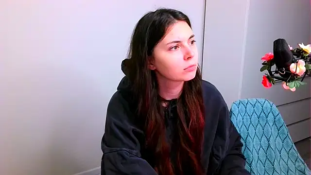 Snapshot of peachyness chatting on December 2025 06:15:01 PM peachyness online show from December 2025 06:15:01 PM