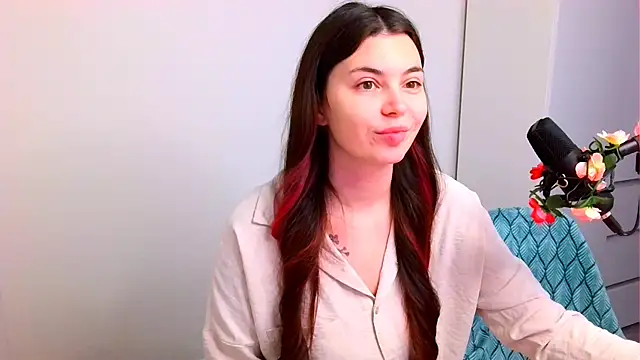 Snapshot of peachyness chatting on December 2025 11:21:02 PM peachyness online show from December 2025 11:21:02 PM