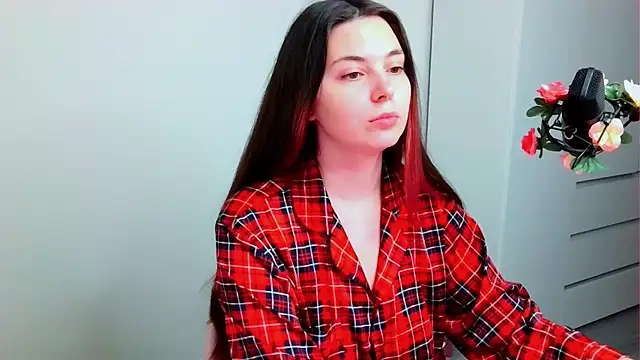 Snapshot of peachyness chatting on December 2025 03:30:01 PM peachyness online show from December 2025 03:30:01 PM