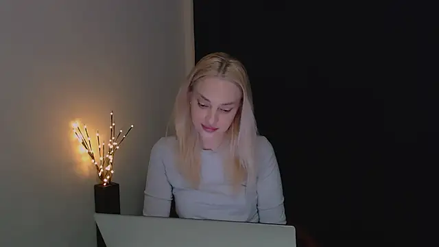 Lia noo regrets online show from April 2026 05:37:01 PM