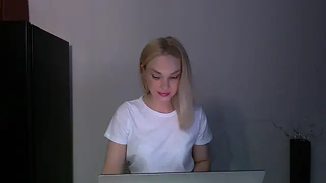 Lia noo regrets online show from May 2026 06:09:01 PM