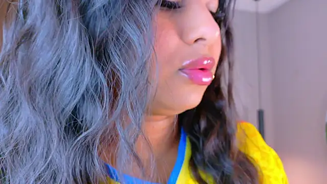 LanaRozz online show from July 2026 07:07:02 PM