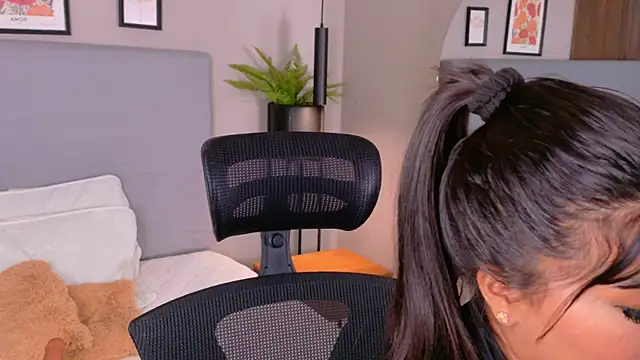 LanaRozz online show from July 2026 01:58:33 AM