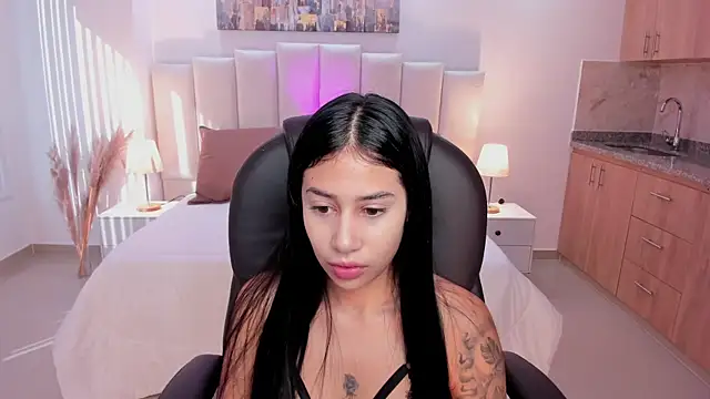 miranda crawfor online show from September 2025 12:49:02 PM