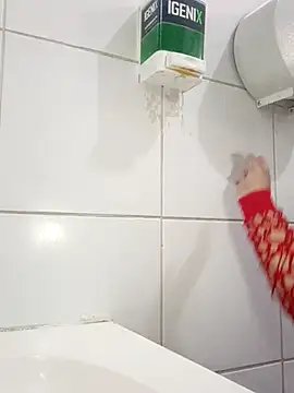 Snapshot of francheskaaaaaaaa22ot chatting on November 2025 05:25:01 PM francheskaaaaaaaa22ot online show from November 2025 05:25:01 PM