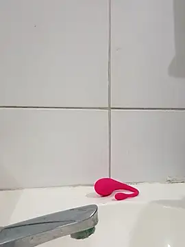 Snapshot of francheskaaaaaaaa22ot chatting on December 2025 11:59:01 AM francheskaaaaaaaa22ot online show from December 2025 11:59:01 AM