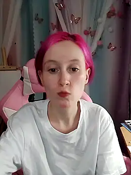 Snapshot of Fuzzy_Unicorn chatting on September 2025 06:53:01 PM Fuzzy Unicorn online show from September 2025 06:53:01 PM