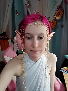 Snapshot of Fuzzy_Unicorn chatting on October 2025 07:21:02 PM Fuzzy Unicorn online show from October 2025 07:21:02 PM