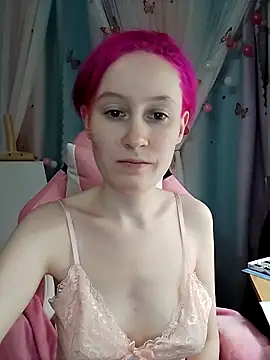 Snapshot of Fuzzy_Unicorn chatting on November 2025 07:04:02 PM Fuzzy Unicorn online show from November 2025 07:04:02 PM