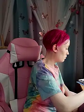 Snapshot of Fuzzy_Unicorn chatting on November 2025 07:34:01 PM Fuzzy Unicorn online show from November 2025 07:34:01 PM