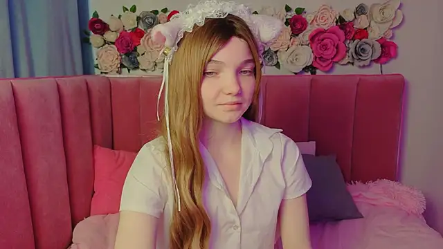 Snapshot of AnimeAlica18 chatting on November 2025 02:33:01 AM AnimeAlica18 online show from November 2025 02:33:01 AM