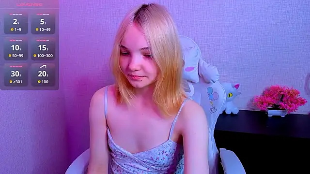 Snapshot of AnimeAlica18 chatting on February 2026 03:49:01 AM AnimeAlica18 online show from February 2026 03:49:01 AM