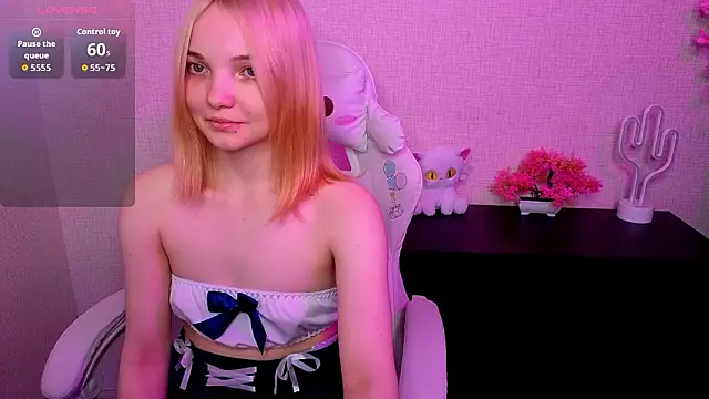 Snapshot of AnimeAlica18 chatting on February 2026 03:34:02 AM AnimeAlica18 online show from February 2026 03:34:02 AM