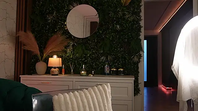 angel wow  online show from February 2026 05:24:01 AM