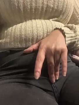 Snapshot of eli5566 chatting on October 2025 07:58:02 PM eli5566 online show from October 2025 07:58:02 PM