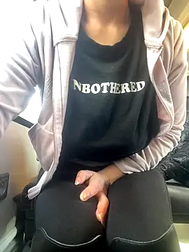 Snapshot of eli5566 chatting on November 2025 09:56:02 AM eli5566 online show from November 2025 09:56:02 AM