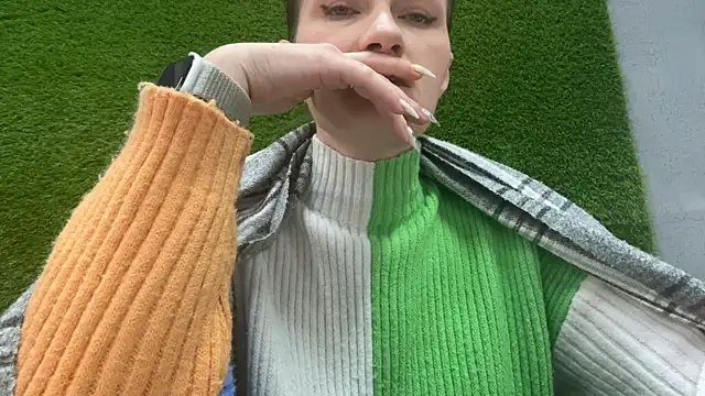 AshlyJoy online show from October 2025 09:20:01 AM