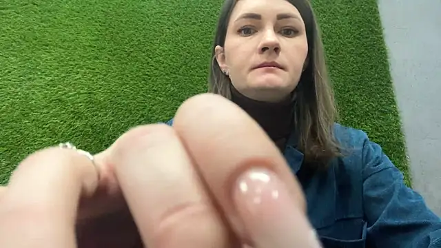 AshlyJoy online show from November 2025 07:40:01 AM