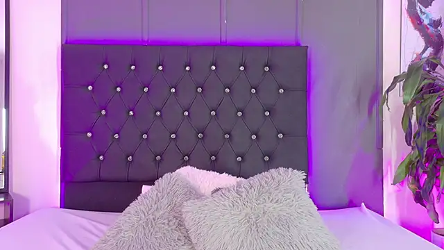 Billie Eilish online show from September 2025 08:00:02 PM