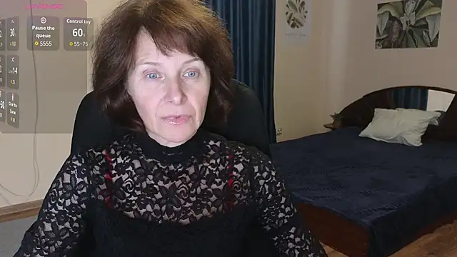 Lia Tito online show from October 2025 05:29:01 AM