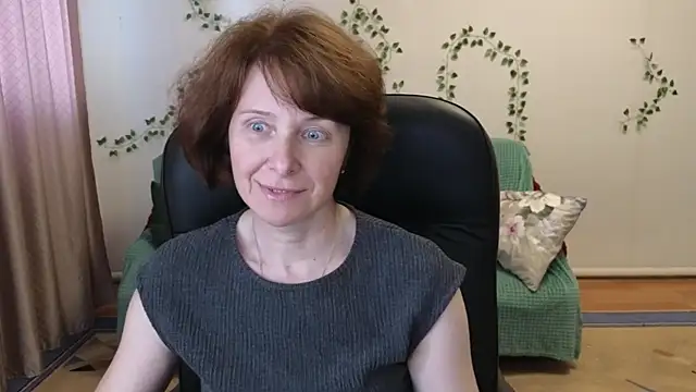 Lia Tito online show from June 2026 12:51:02 PM
