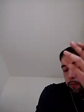 Snapshot of berto_acierto98 chatting on December 2025 12:54:01 PM berto acierto98 online show from December 2025 12:54:01 PM