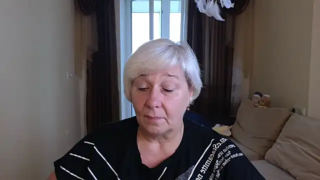 Milana Milky online show from October 2025 06:01:01 AM