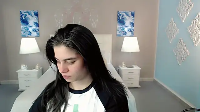 maddissonivanova online show from October 2025 07:13:01 PM