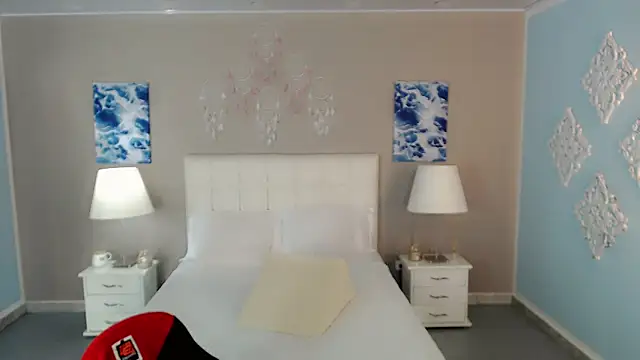 maddissonivanova online show from October 2025 07:13:01 PM