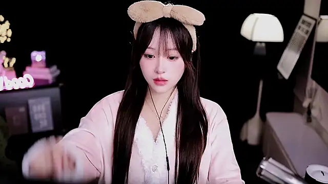 coward by online show from February 2026 07:09:02 AM