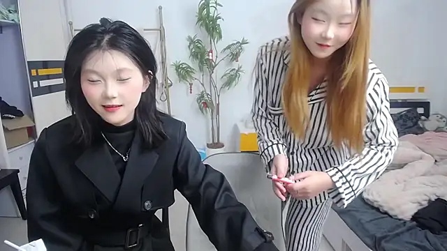 Babygirls523 online show from September 2025 05:06:01 PM