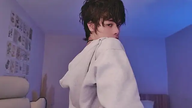 Snapshot of PaulTexx chatting on November 2025 08:01:02 AM PaulTexx online show from November 2025 08:01:02 AM