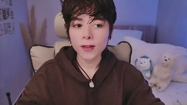 Snapshot of PaulTexx chatting on December 2025 04:47:02 PM PaulTexx online show from December 2025 04:47:02 PM