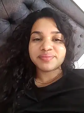 Snapshot of Eimy-04 chatting on March 2026 04:06:02 AM Eimy-04 online show from March 2026 04:06:02 AM