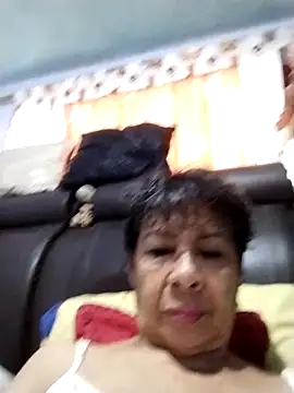 Snapshot of OliviaMorris1 chatting on October 2025 03:12:02 PM OliviaMorris1 online show from October 2025 03:12:02 PM