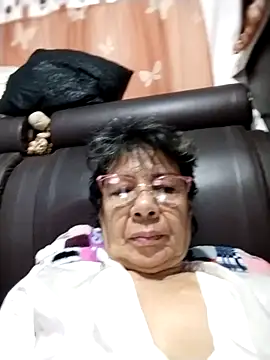 Snapshot of OliviaMorris1 chatting on October 2025 09:11:01 AM OliviaMorris1 online show from October 2025 09:11:01 AM