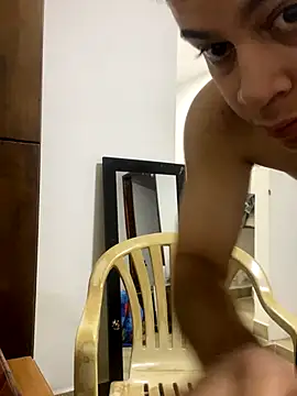 dominant boy77 online show from October 2025 12:41:02 PM