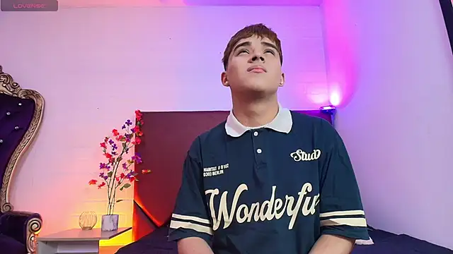 Lucass love online show from April 2026 01:27:02 PM