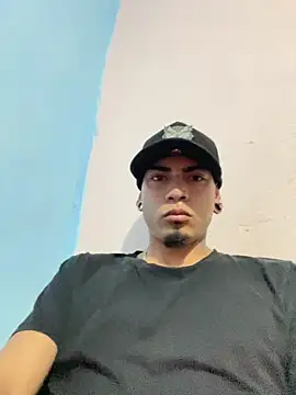 Snapshot of Ricardo2334 chatting on February 2026 02:37:02 PM Ricardo2334 online show from February 2026 02:37:02 PM