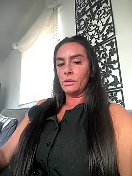 Islaymae gilf online show from September 2025 04:30:02 PM