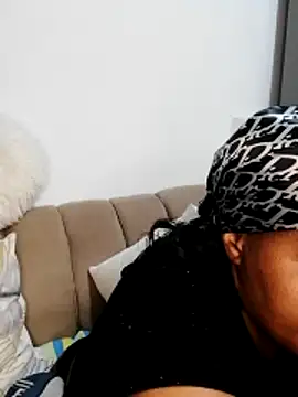 ChubbyBitch26 online show from June 2026 09:23:01 PM